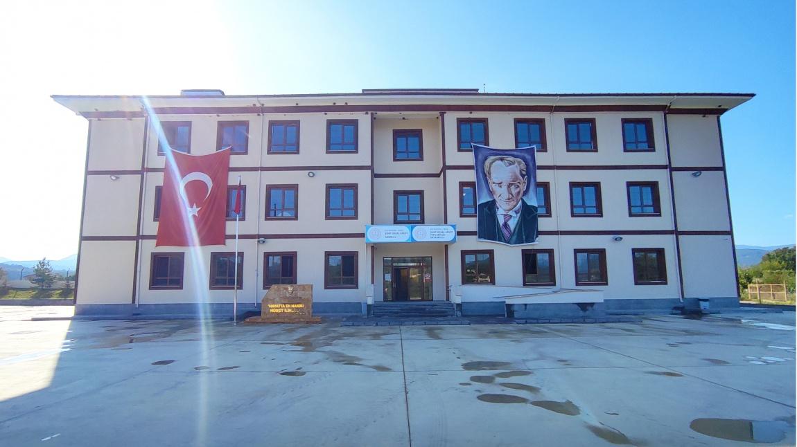 Araç Şehit Ünsal Aksoy Borsa İstanbul Yatılı Bölge Ortaokulu Fotoğrafı